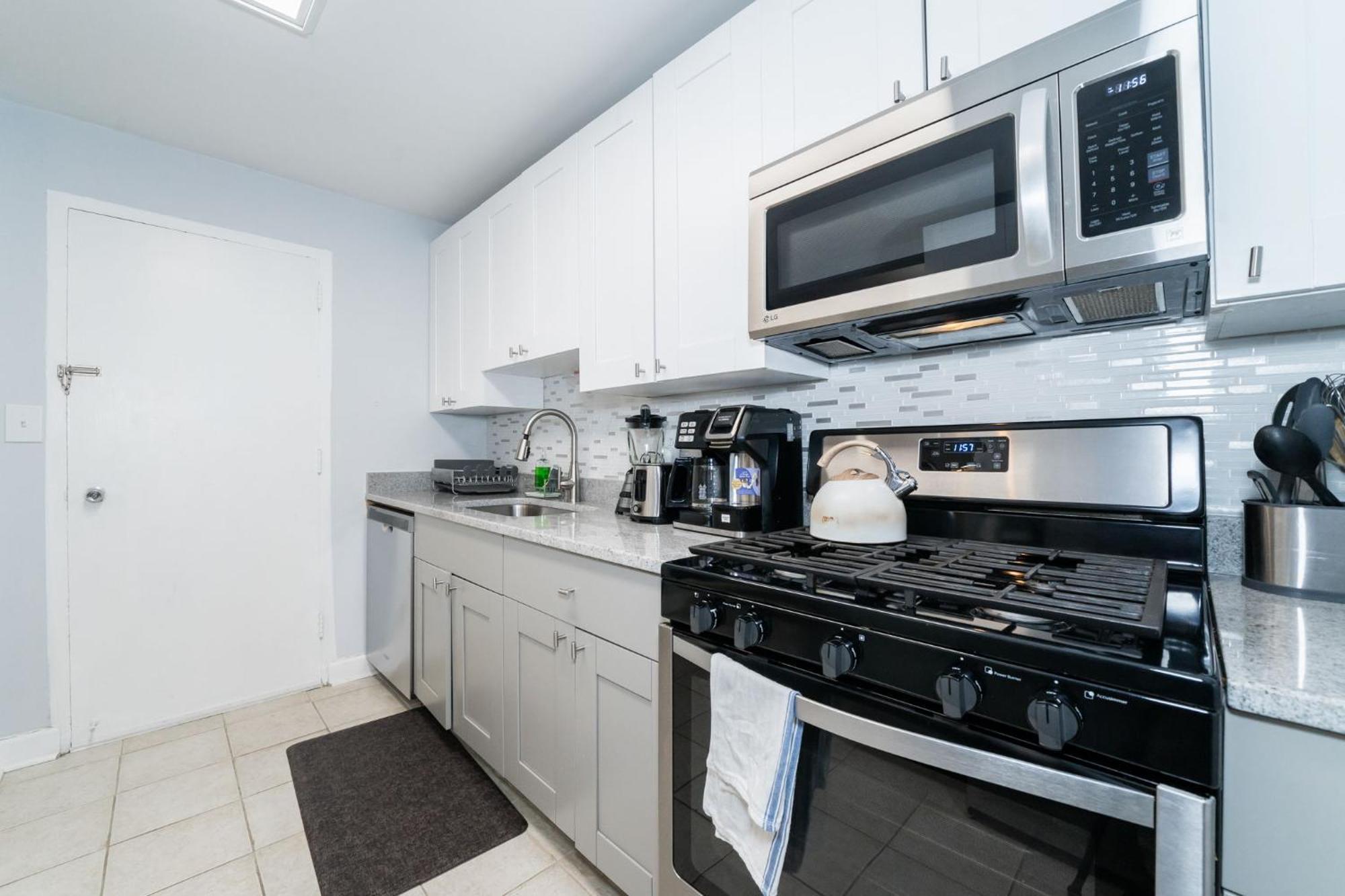 21Floor-Renovated 2Br,1Bath King And Queen Bed And Parking Atlanta Esterno foto