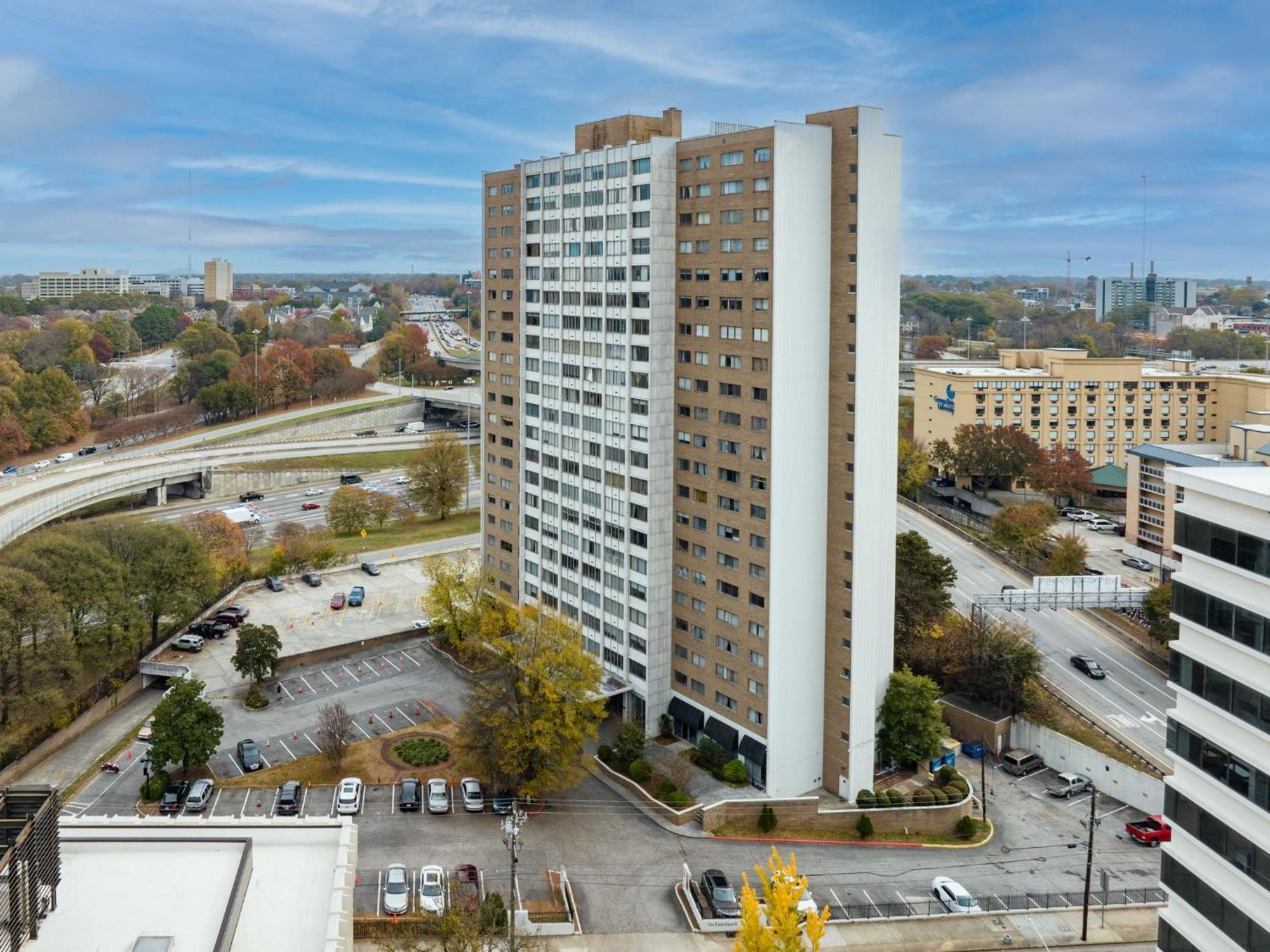 21Floor-Renovated 2Br,1Bath King And Queen Bed And Parking Atlanta Esterno foto