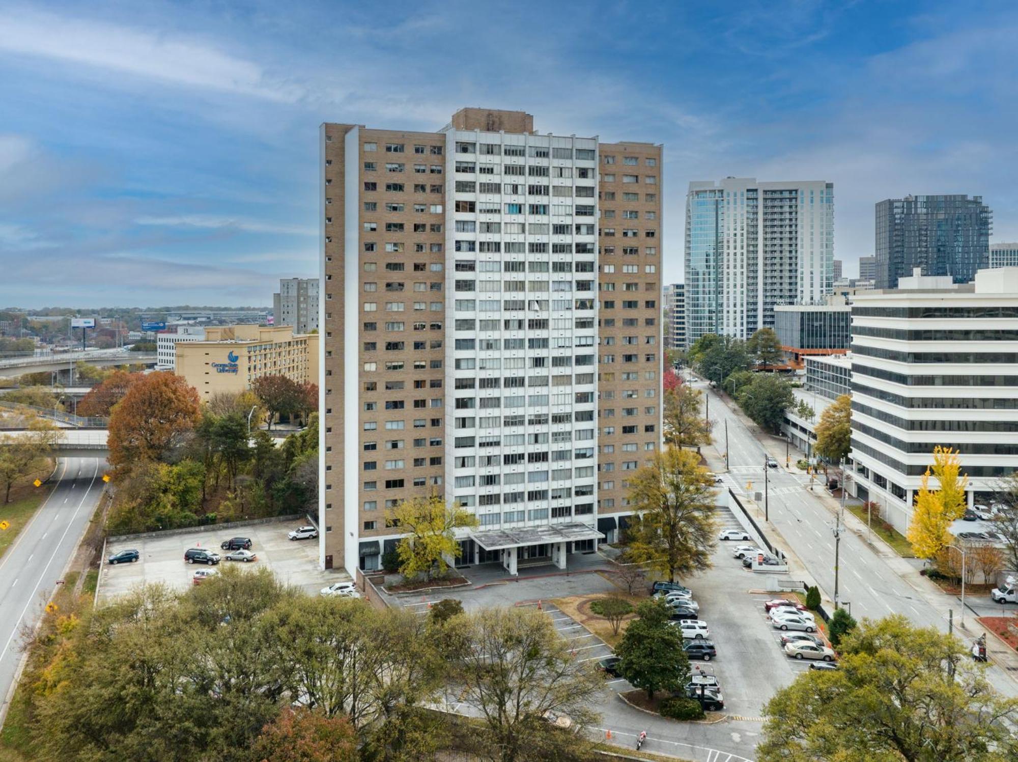 21Floor-Renovated 2Br,1Bath King And Queen Bed And Parking Atlanta Esterno foto
